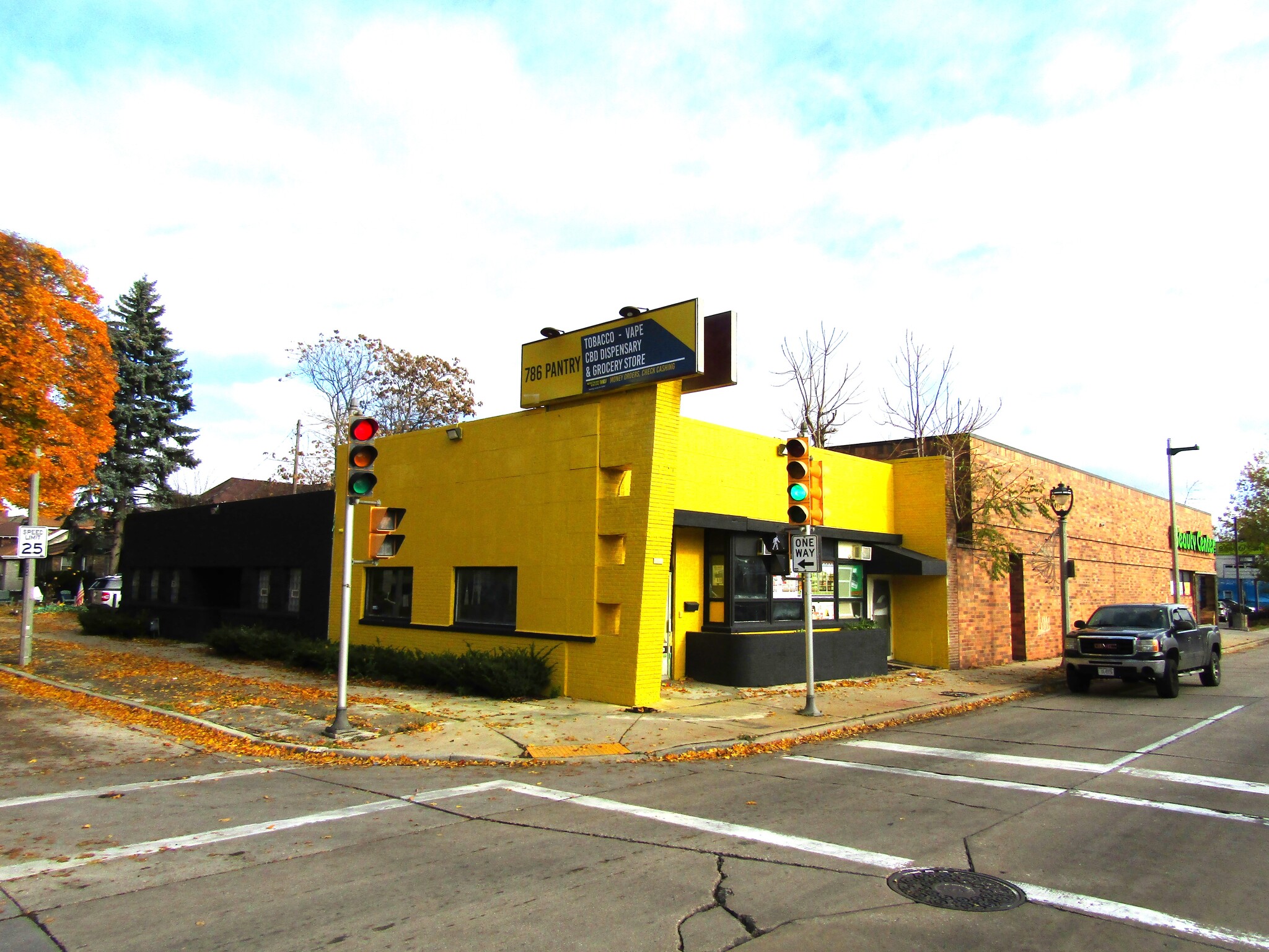 4534 W North Ave, Milwaukee, WI for Rent