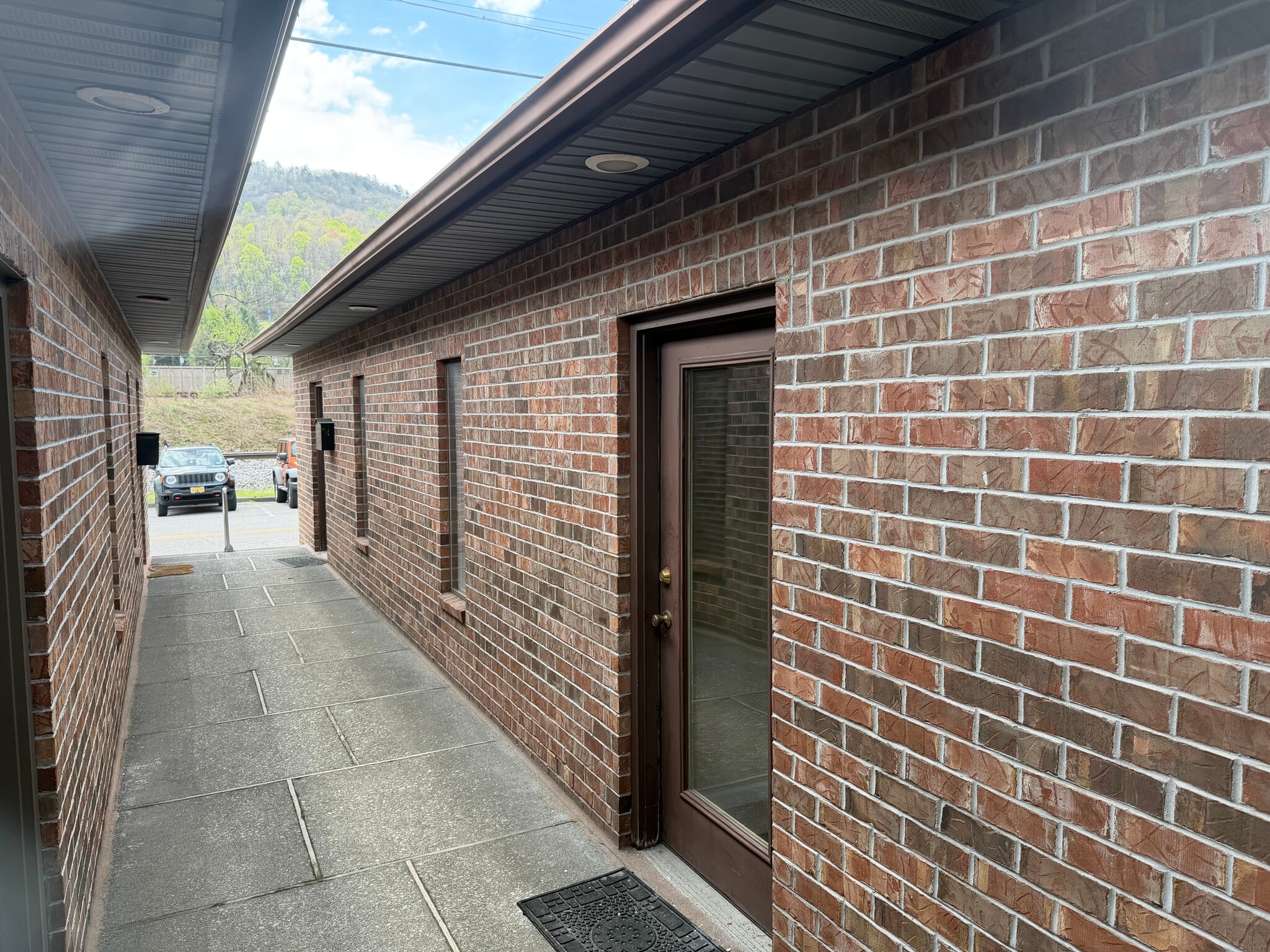 618 Market Pl SW, Norton, VA for Rent