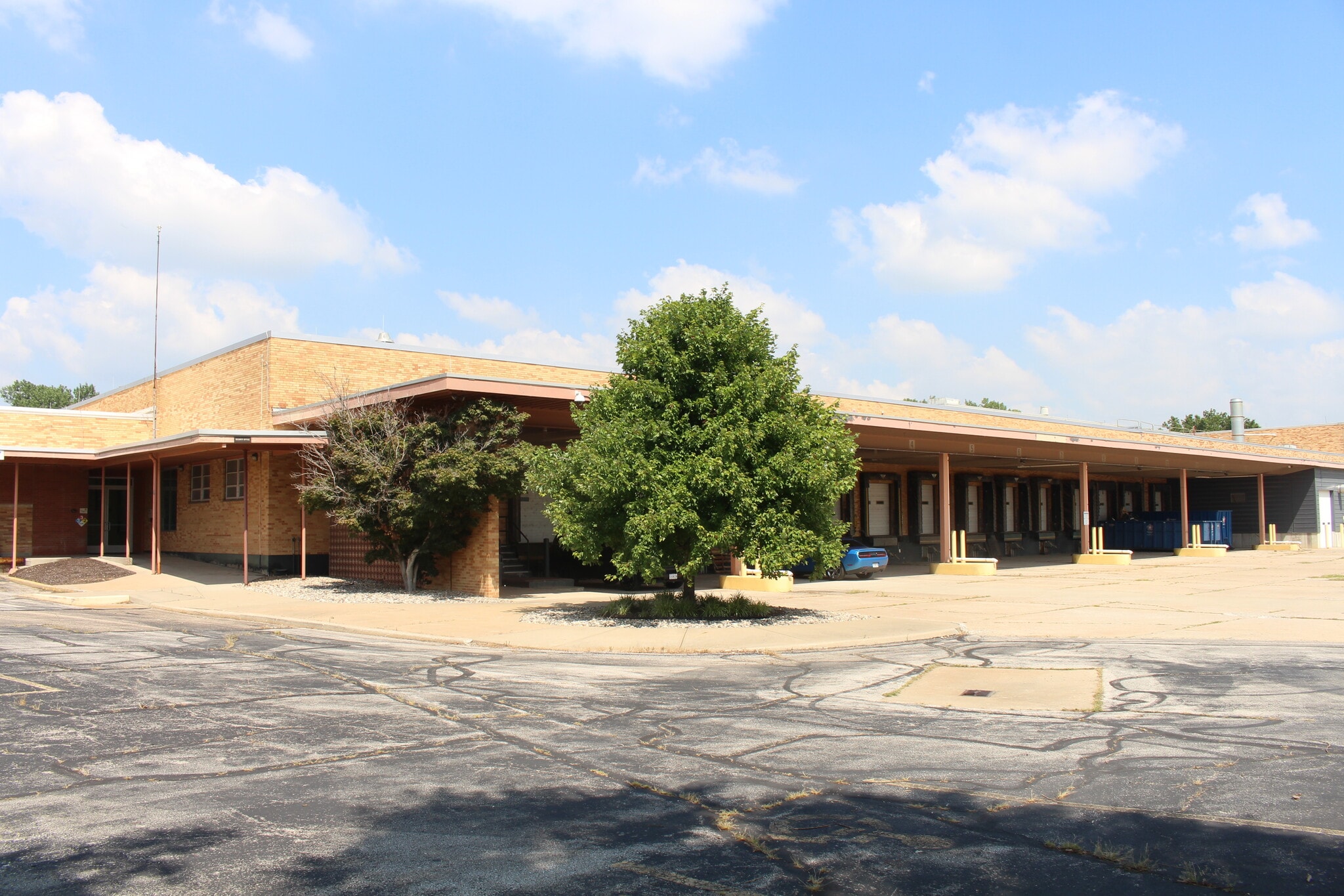 8333 Hickman Mills Dr, Kansas City, MO for Sale