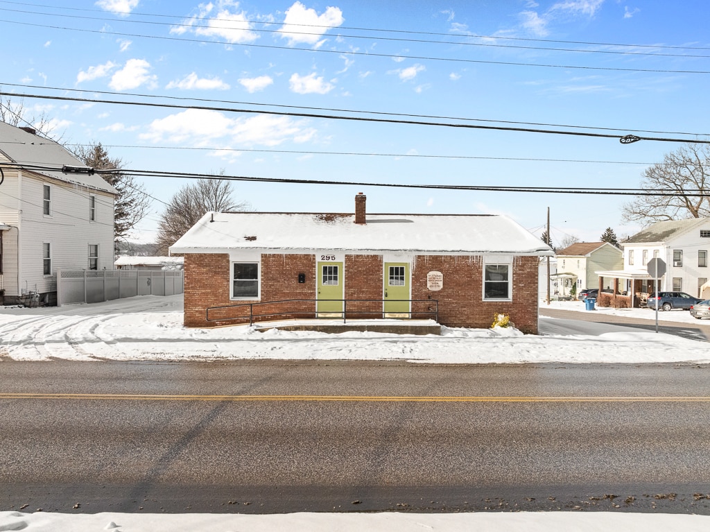 293 N Ellsworth Ave, Salem, OH for Sale