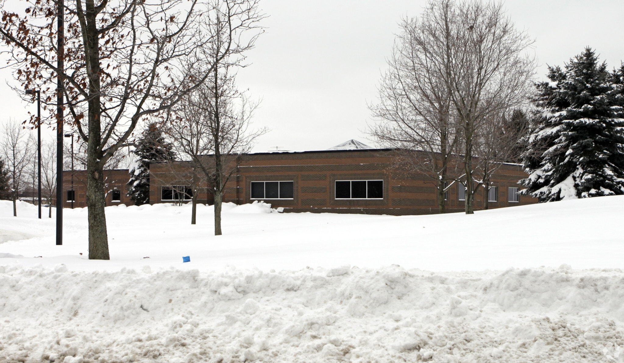 1540 Corporate Woods Pky, Uniontown, OH for Rent
