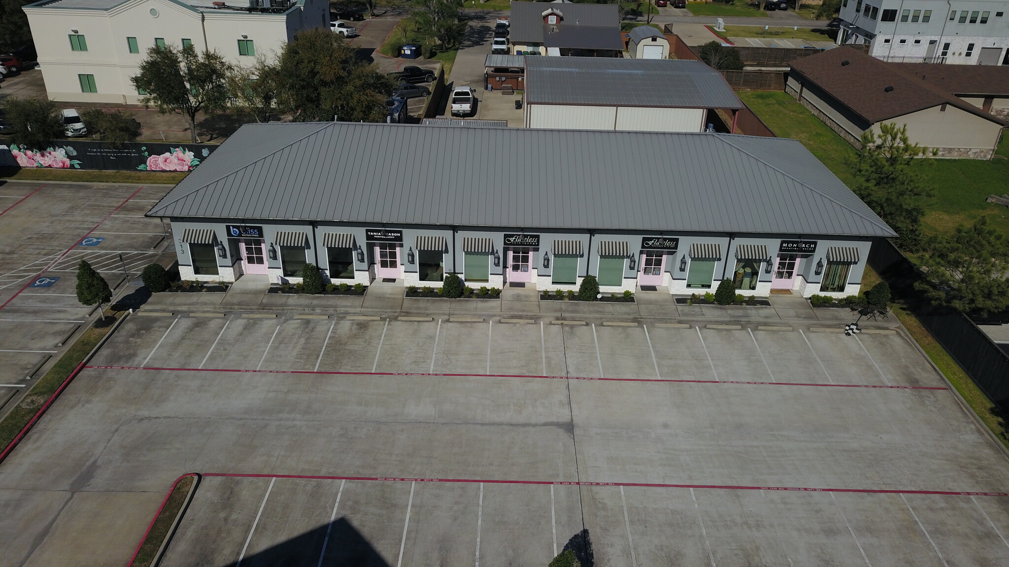 313 S Friendswood Dr, Friendswood, TX for Rent