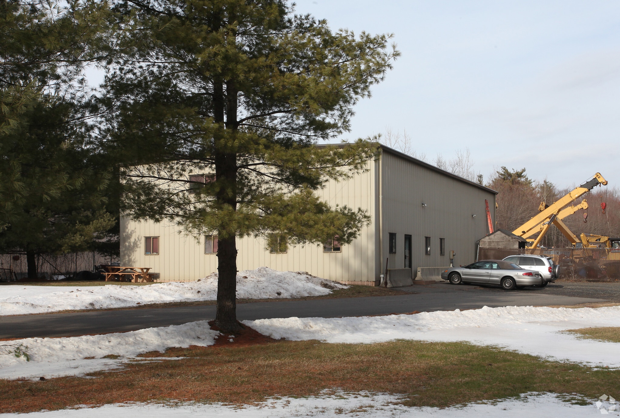 50 E Dudley Town Rd, Bloomfield, CT for Rent
