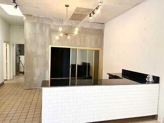 Los Angeles, CA Retail - 210 N Western Ave
