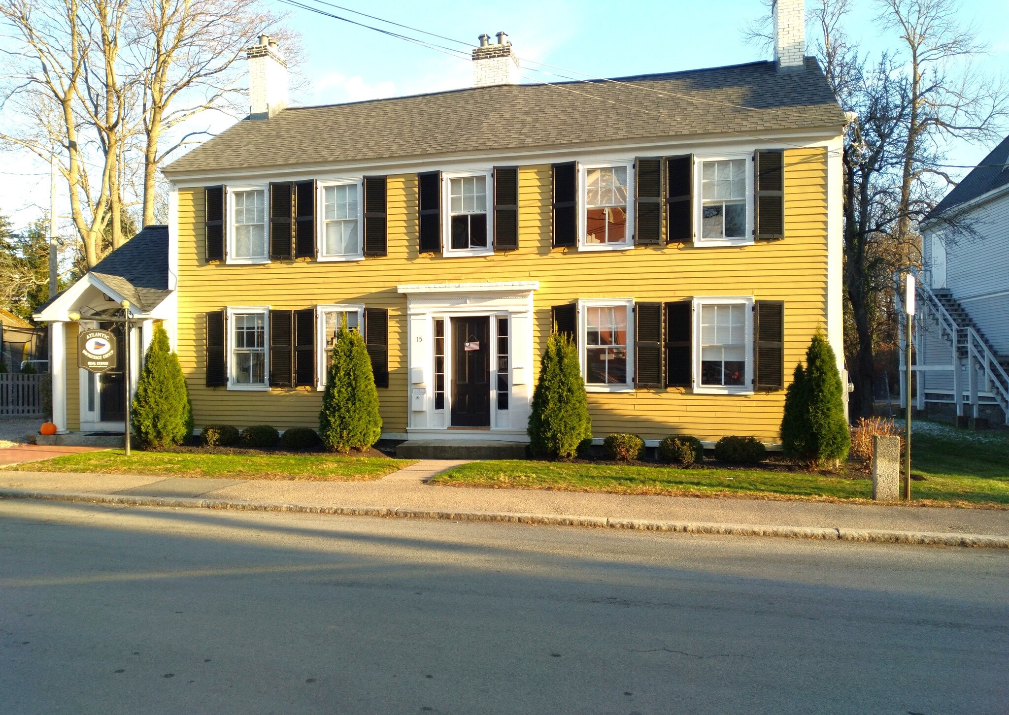 15 Brook St, Cohasset, MA for Sale