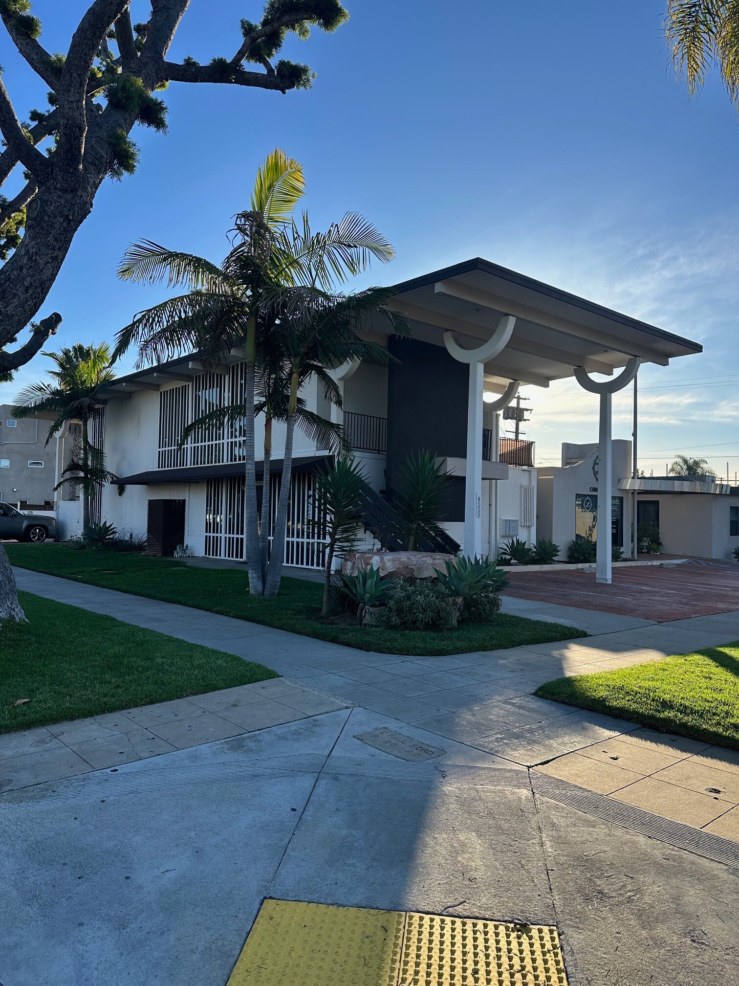 4545-4547 Fanuel St, San Diego, CA for Rent