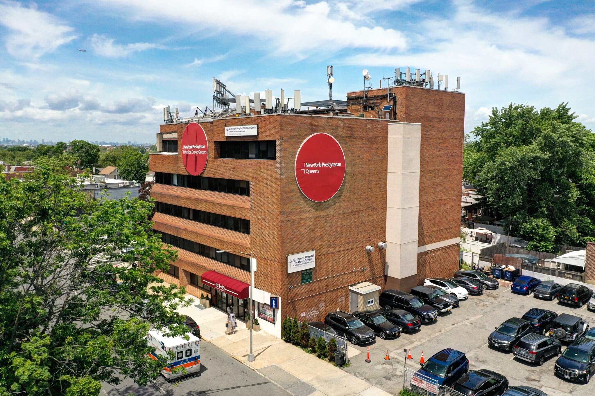 163-03 Horace Harding Expy, Fresh Mdws, Fresh Meadows, NY for Rent