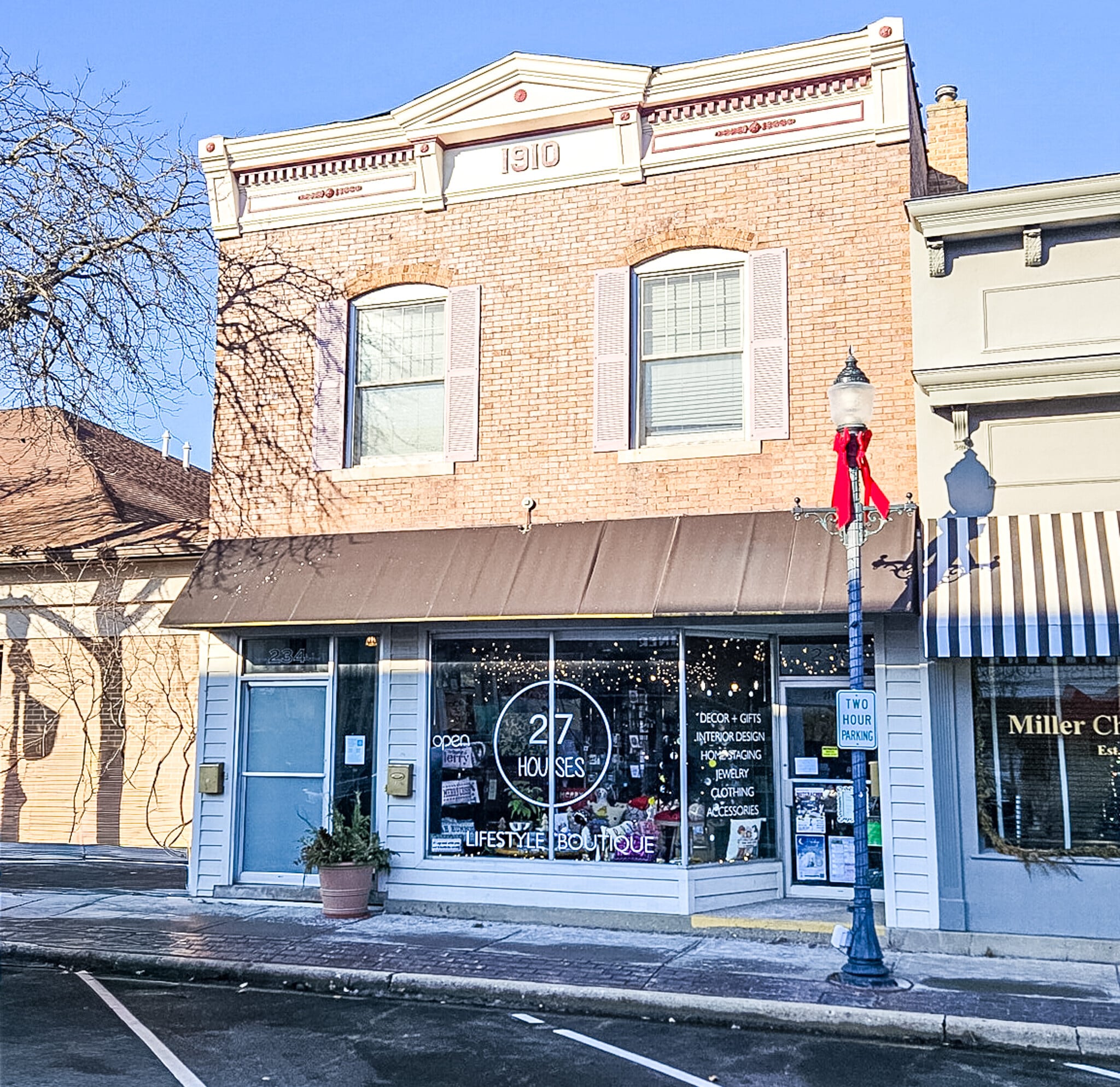 234-236 Center St, Grayslake, IL for Rent