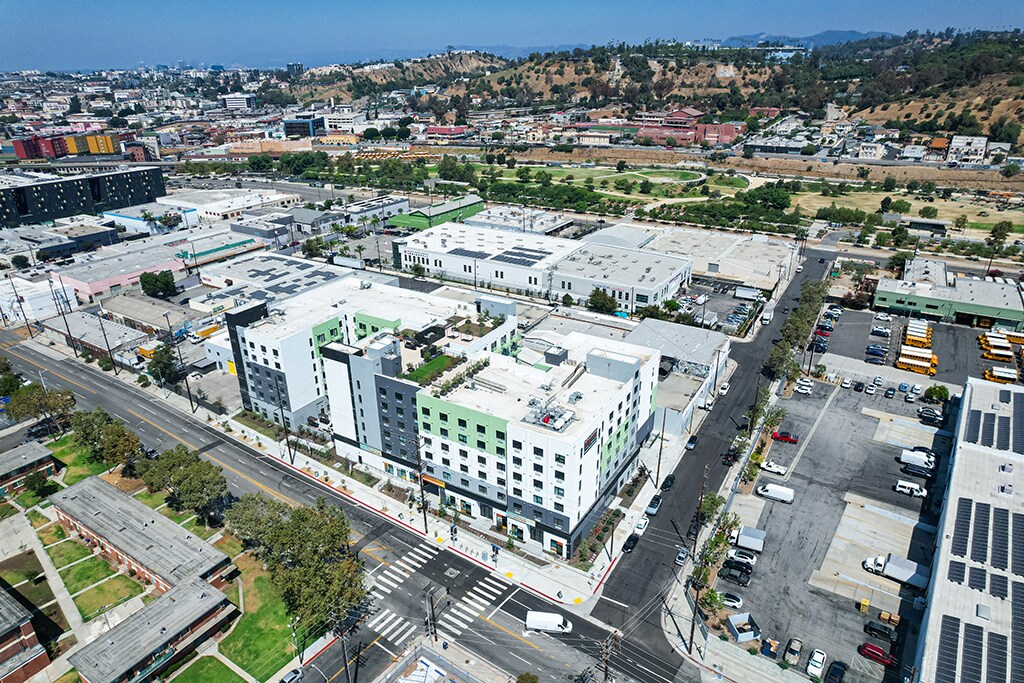 1457 N Main St, Los Angeles, CA for Rent