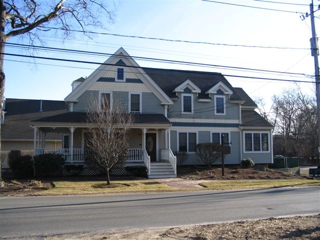 417 Purchase St, Easton, MA for Rent