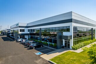 St-Bruno-de-Montarville, QC Distribution - 1071-1139 Rue Marie-Victorin