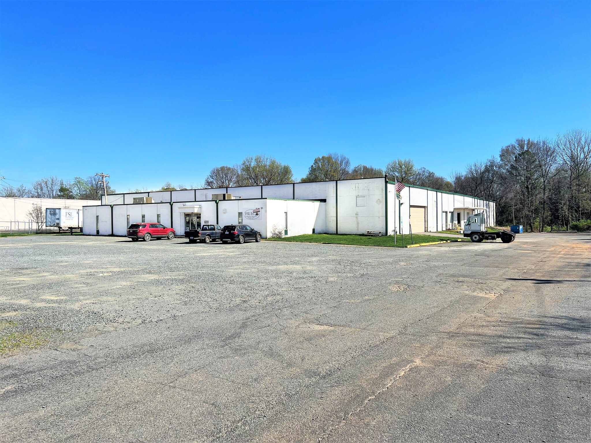 601 Gulf Dr Charlotte, NC 28208 Industrial Property for Sale on
