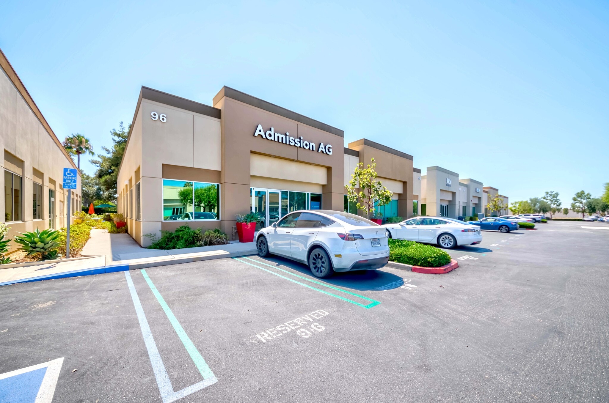 96 Discovery, Irvine, CA for Sale