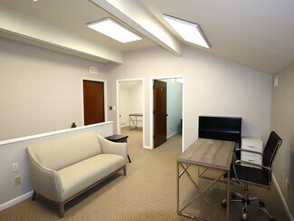 Jacksonville, FL Office/Medical - 4440 Merrimac Ave