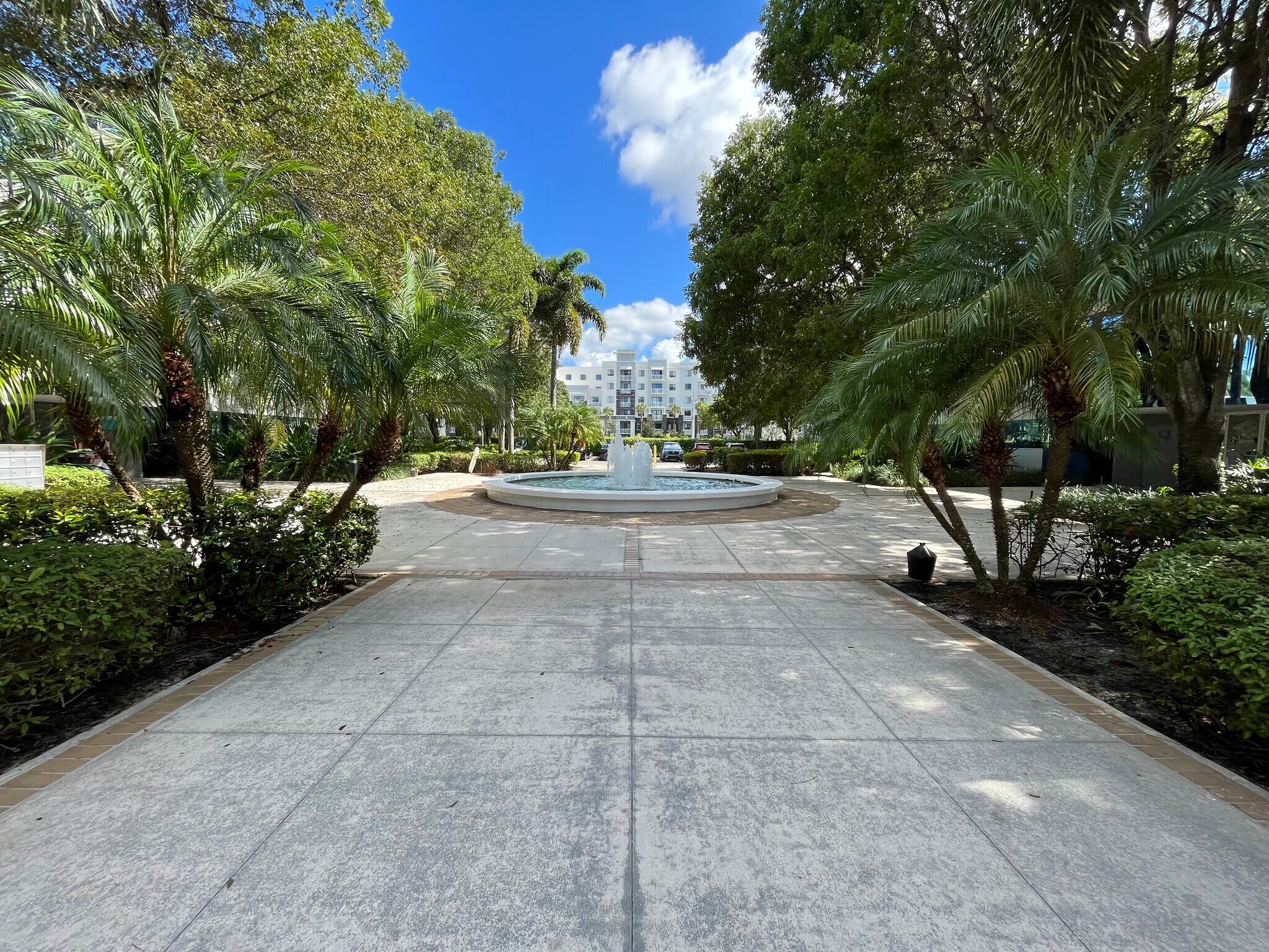 7800 Peters Rd, Plantation, FL for Rent