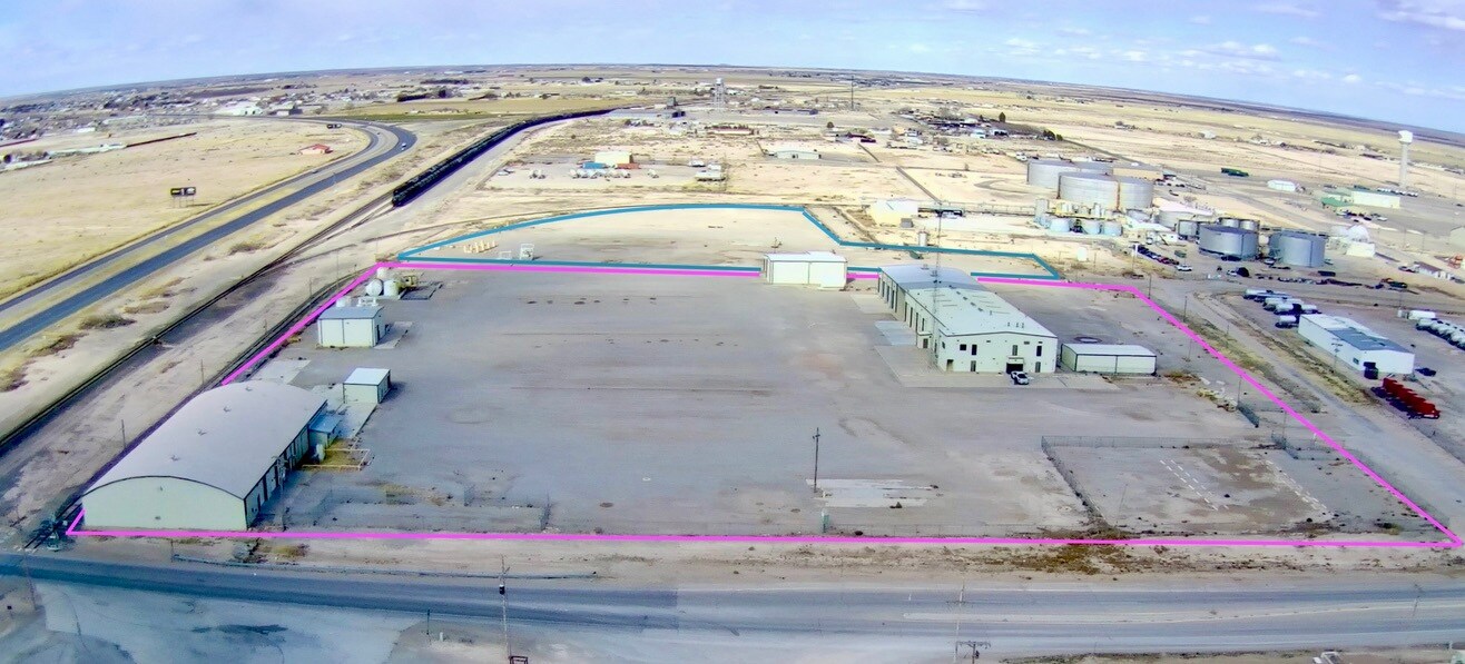 2401 Sivley Rd, Artesia, NM for Sale
