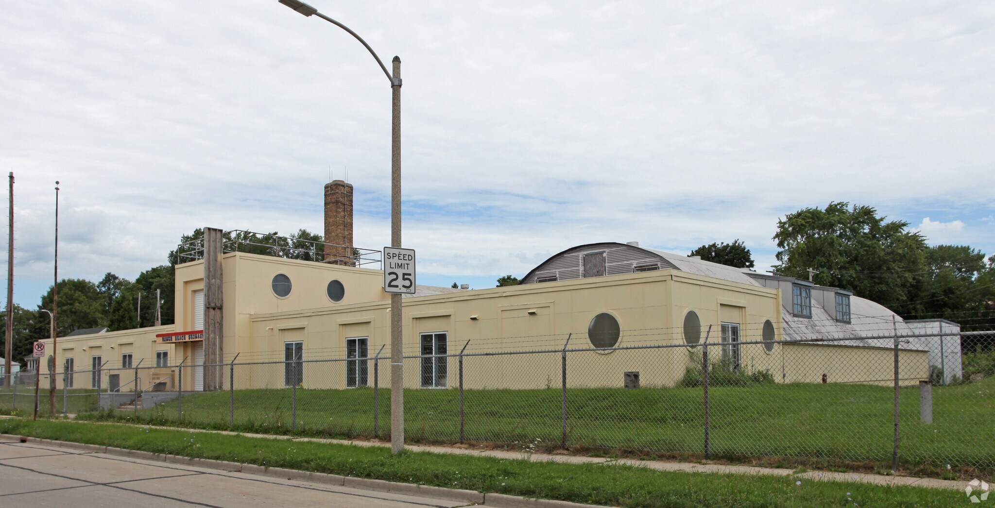 212 Hamilton St, Racine, WI for Sale