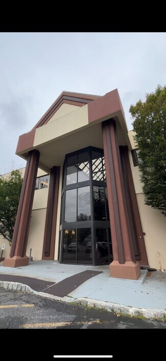 Manalapan, NJ Office - 151 Highway 33