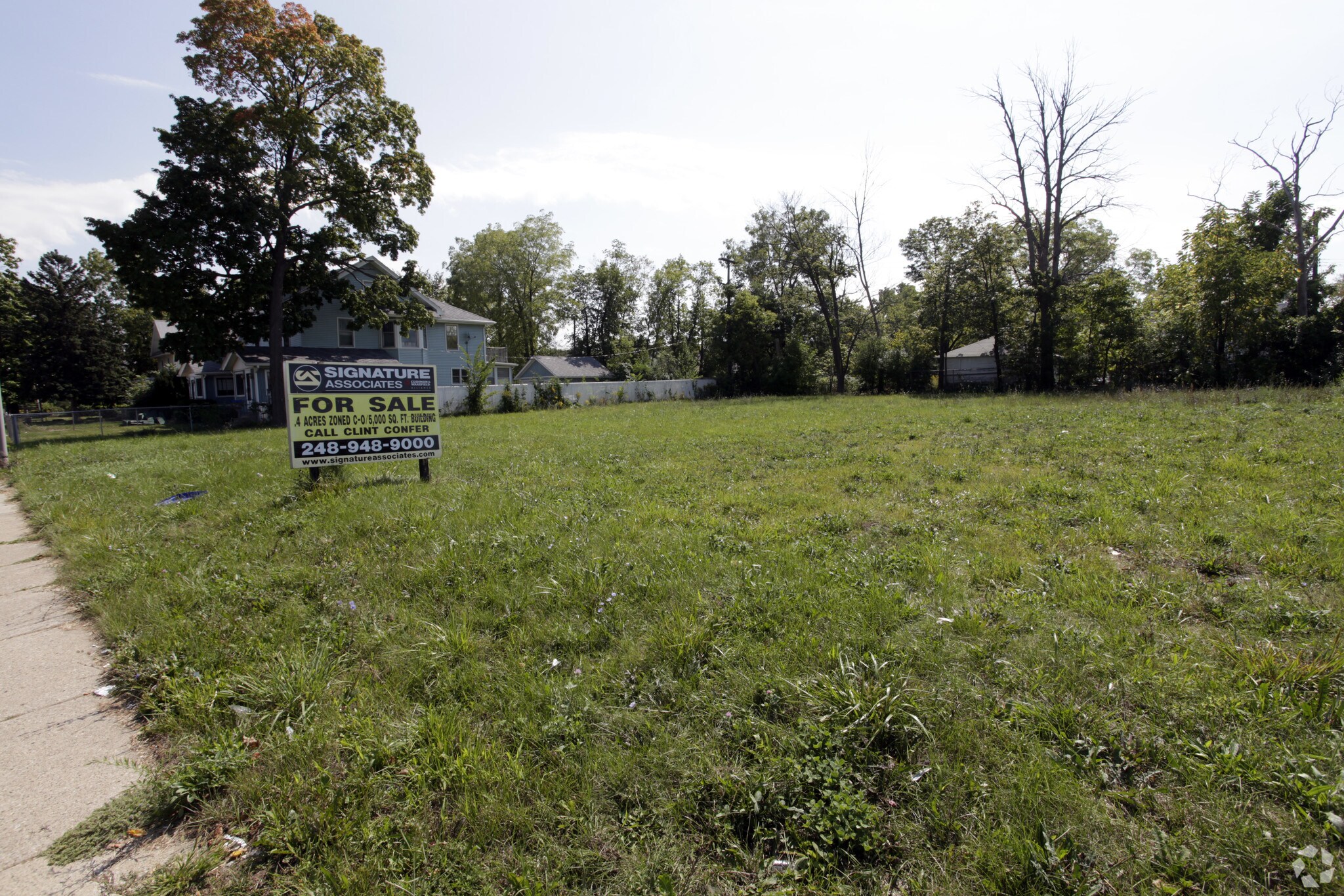 160 Auburn Rd, Pontiac, MI for Sale