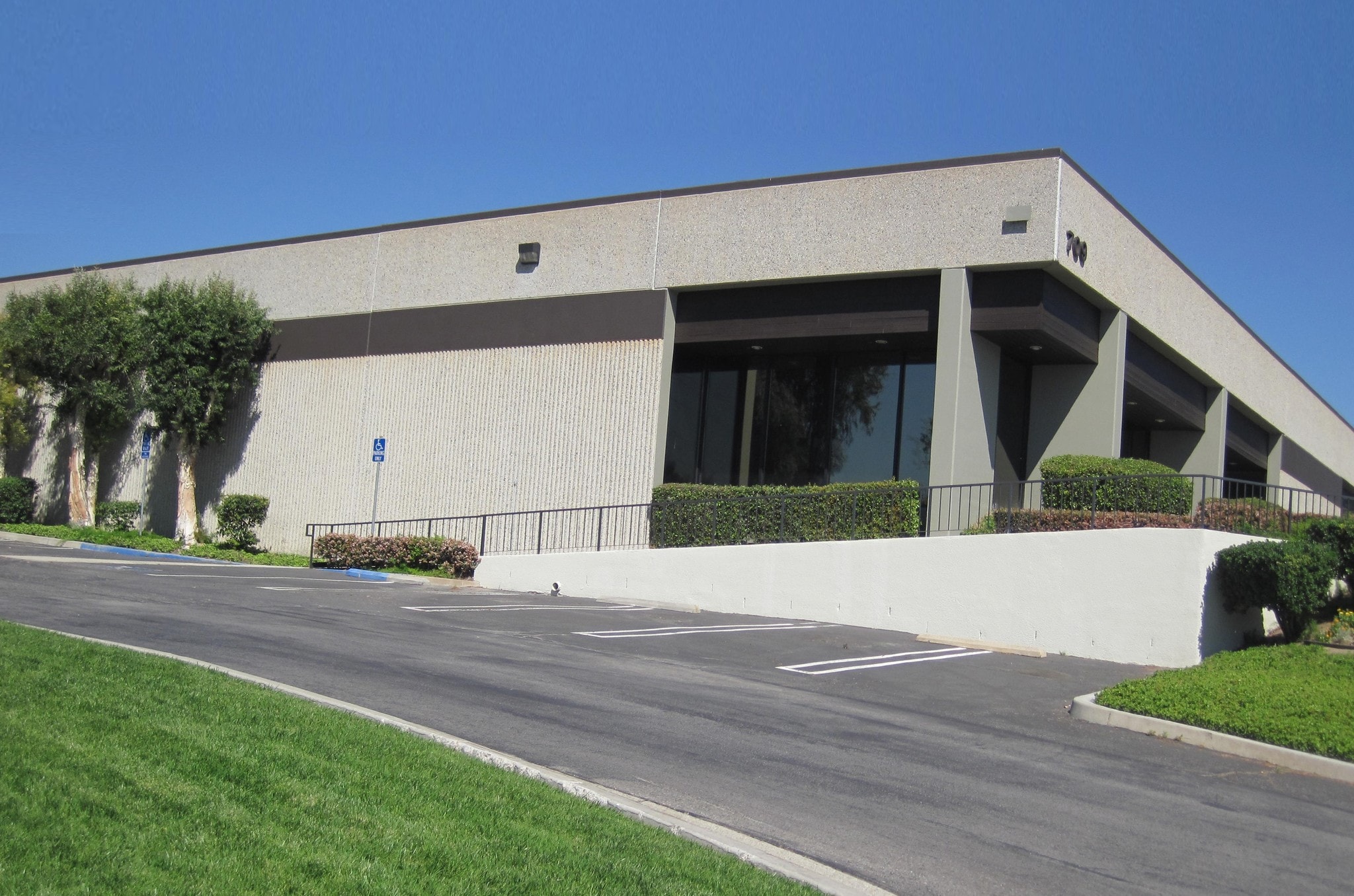 709 E Cochran St, Simi Valley, CA for Rent