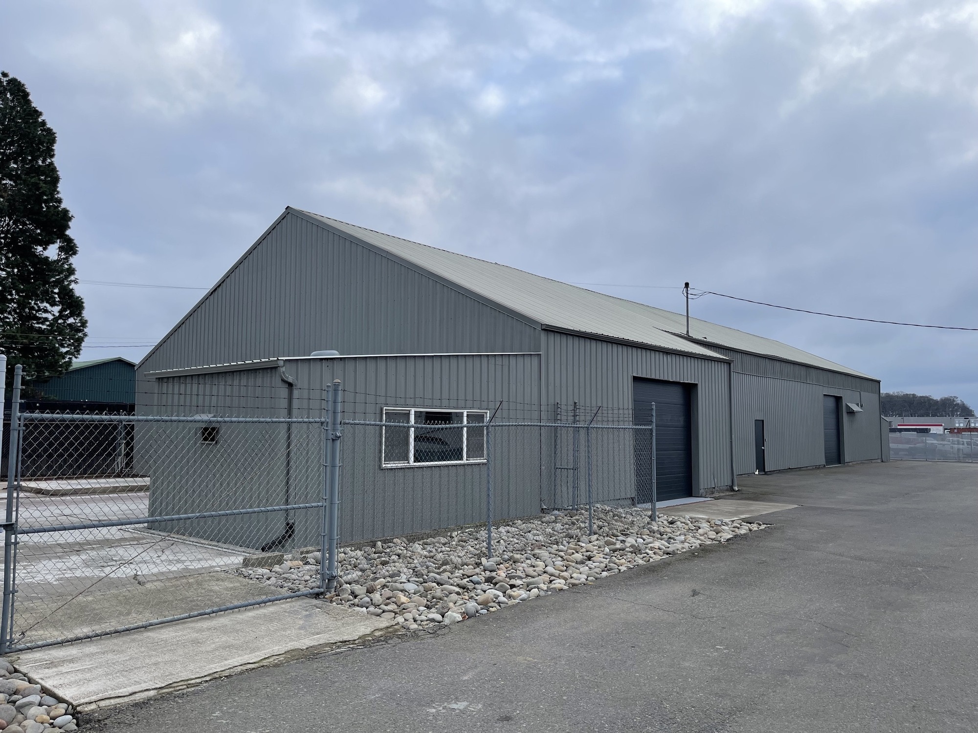 2990 Portland Rd NE, Salem, OR for Rent