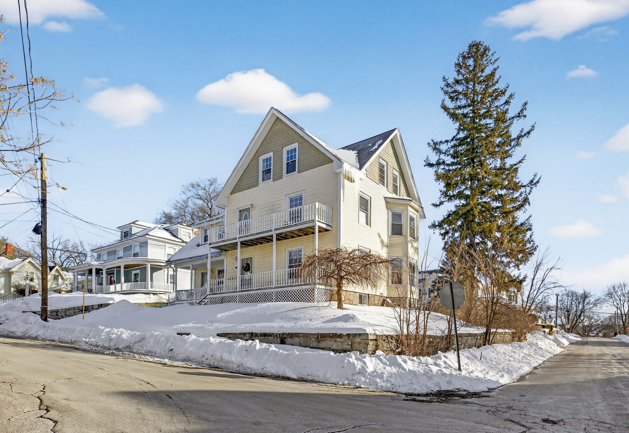 501 Manchester St, Manchester, NH for Sale