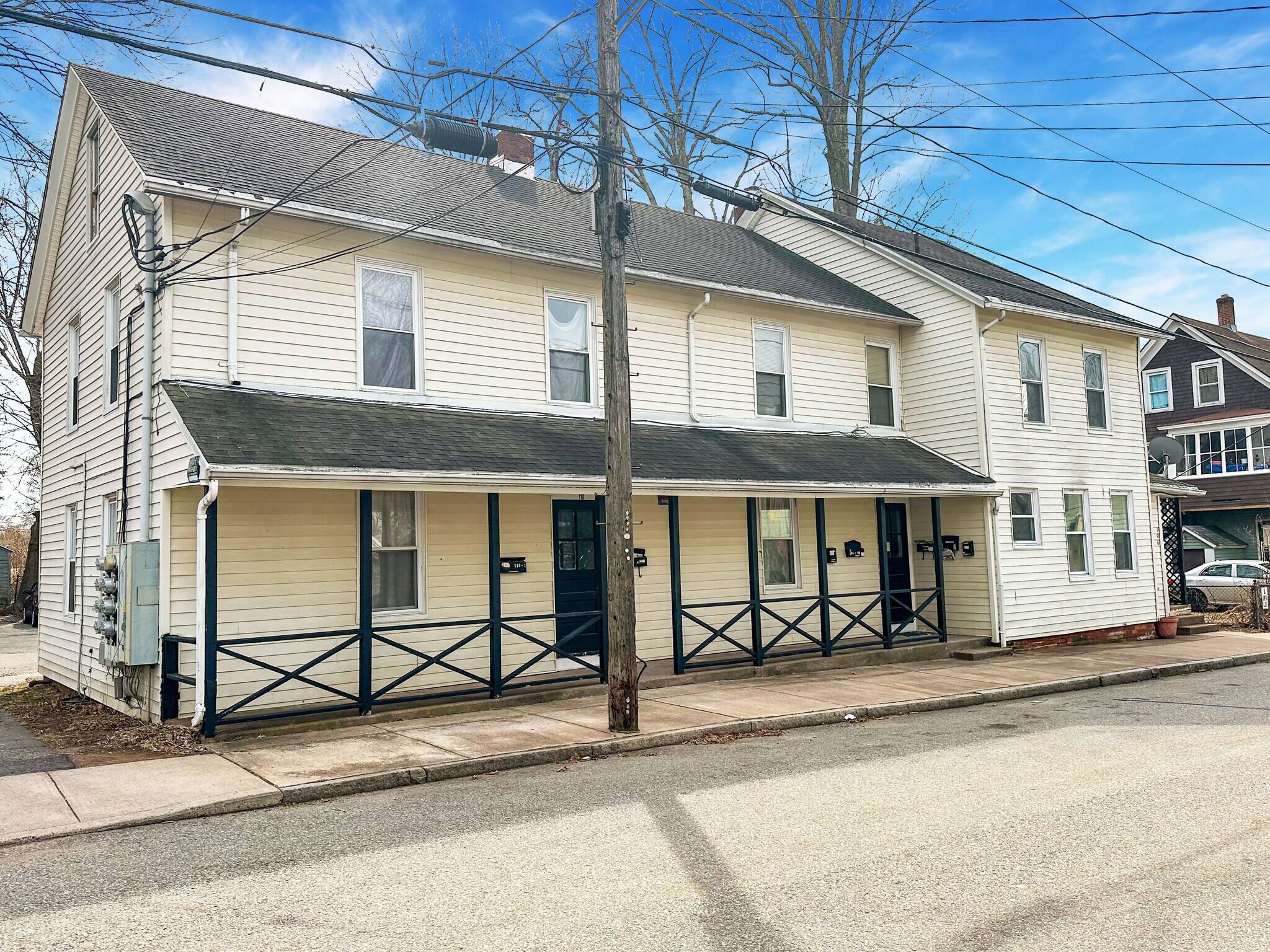 106 Birch St, Manchester, CT for Sale