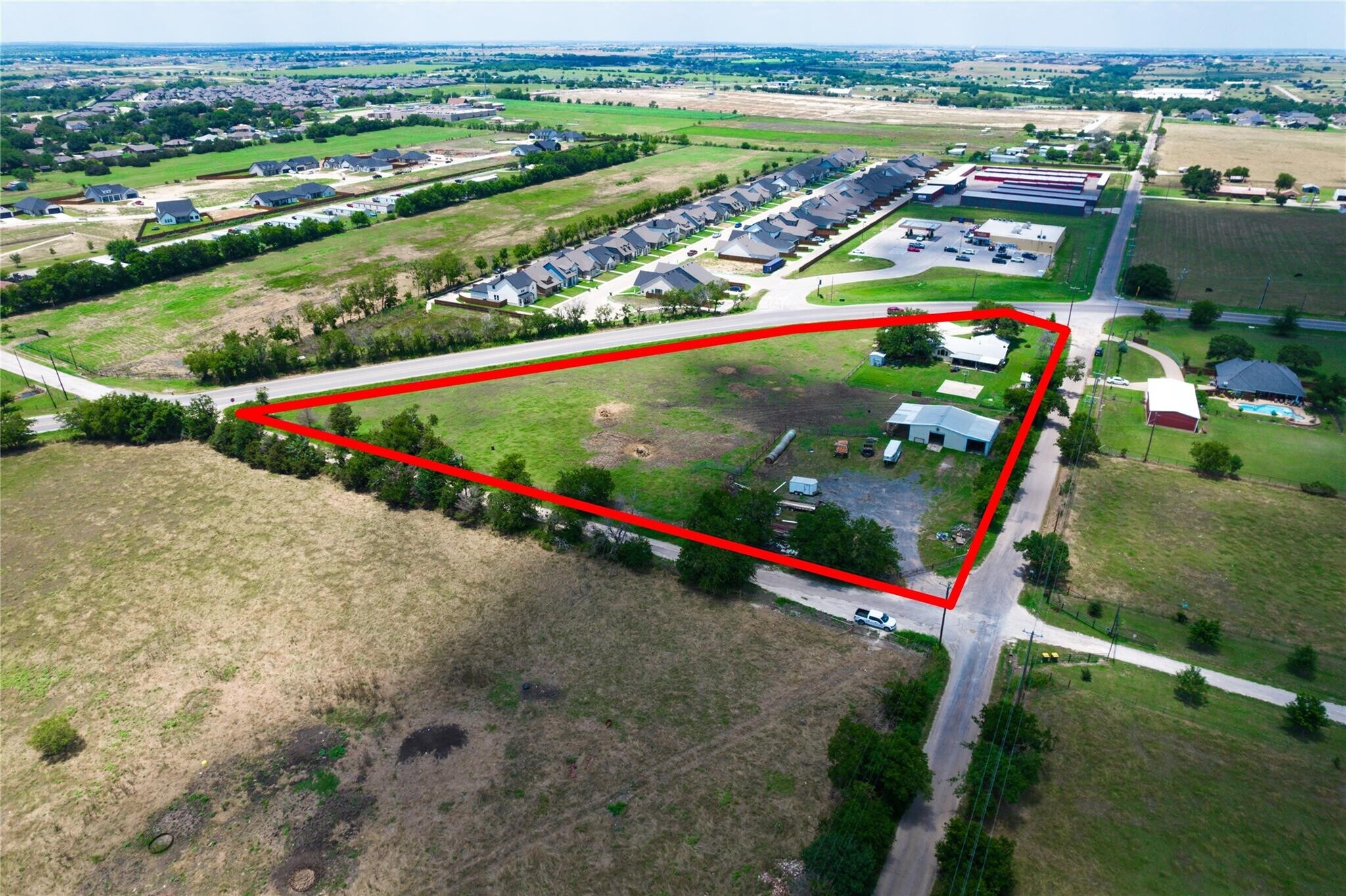 524 N Main St, Godley, TX for Sale