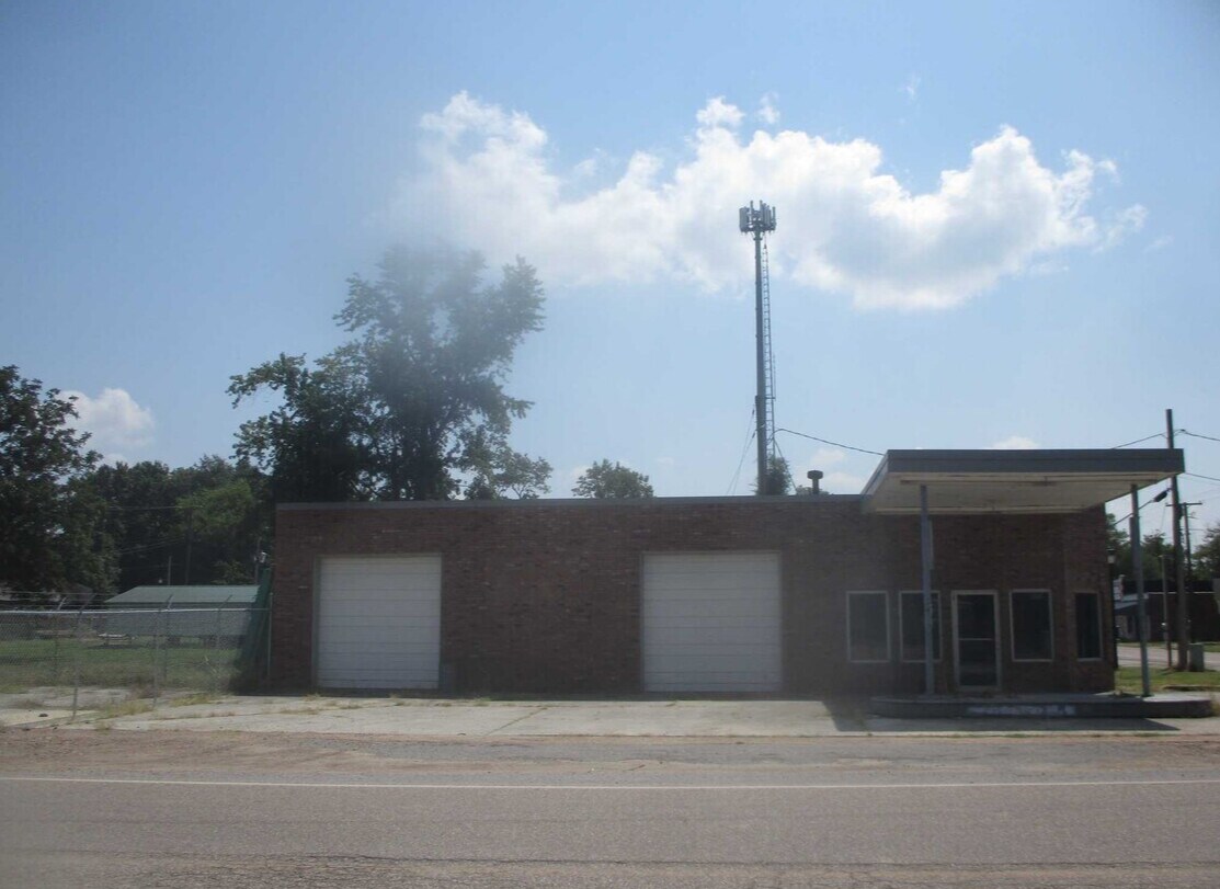 64 Main & Highway 64B, Crawfordsville, AR for Sale
