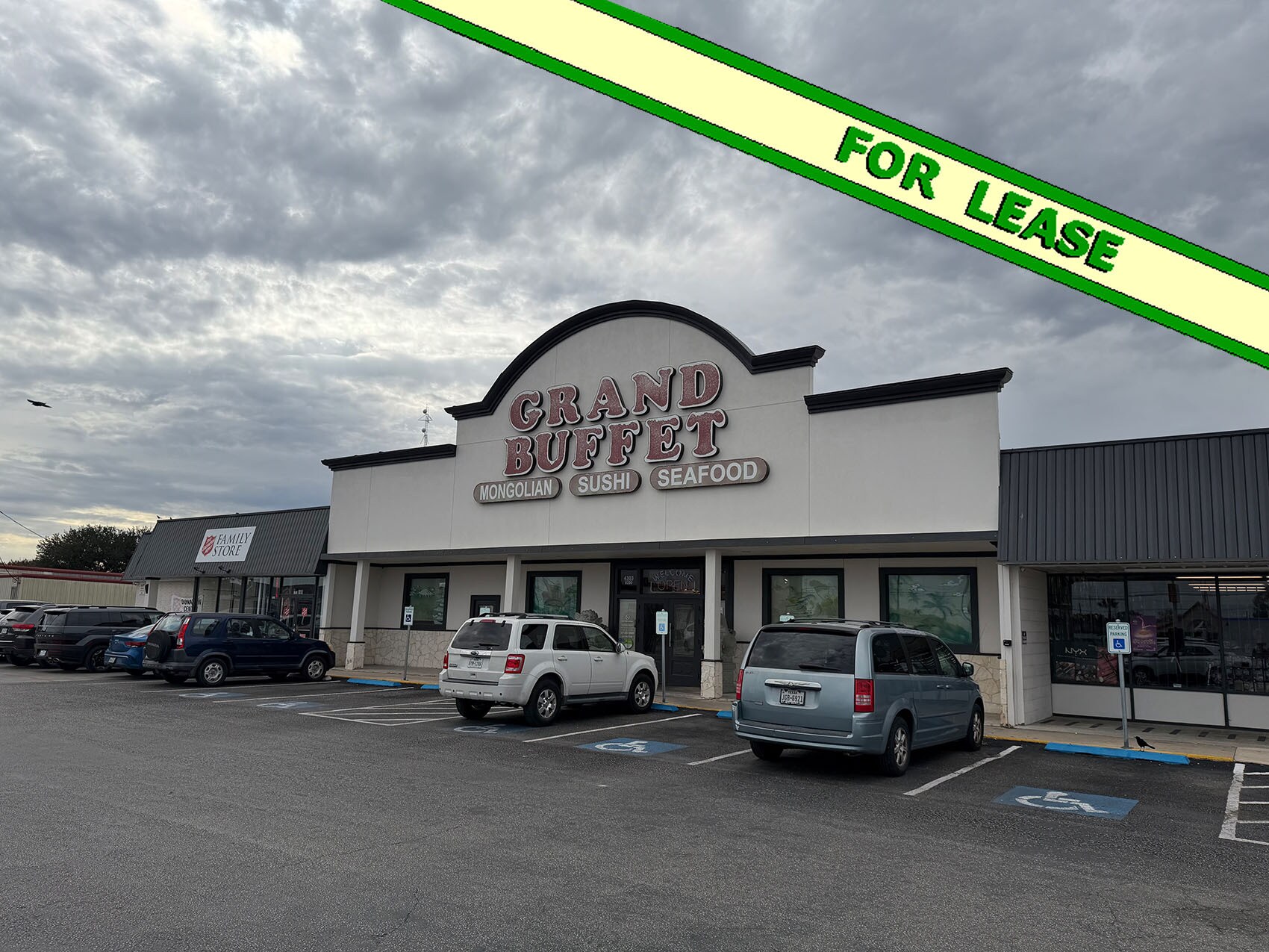 4303 N Navarro St, Victoria, TX for Rent