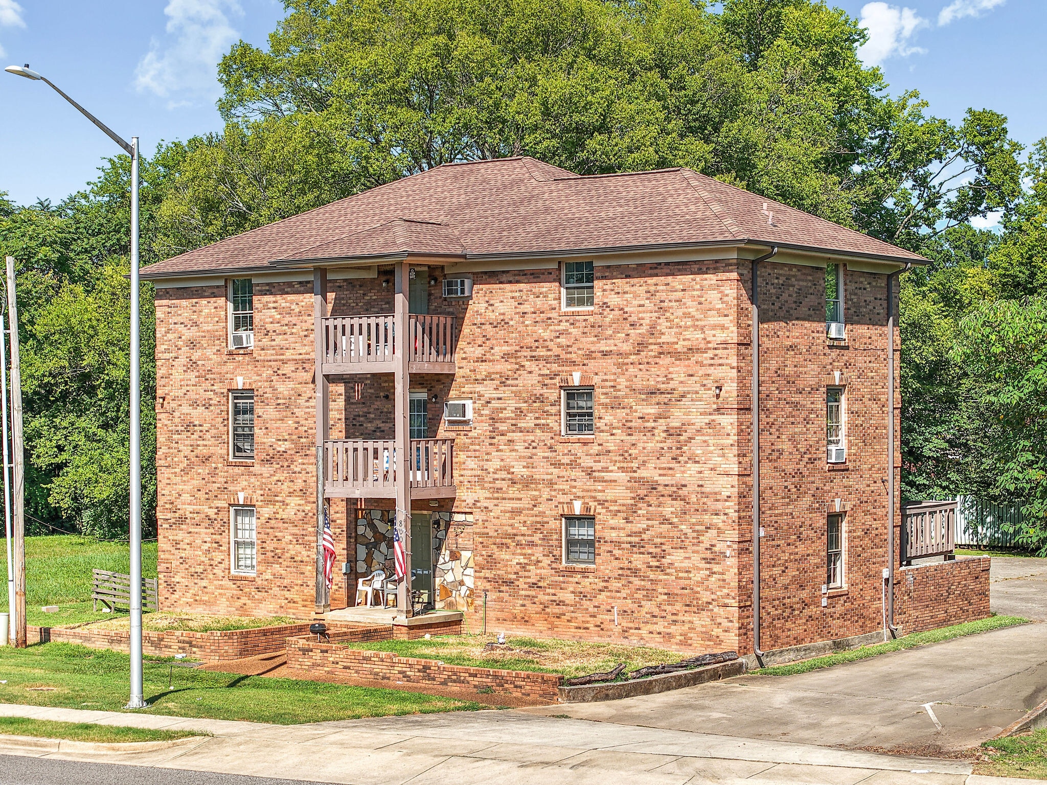 800 Hundley Dr NW, Huntsville, AL for Sale