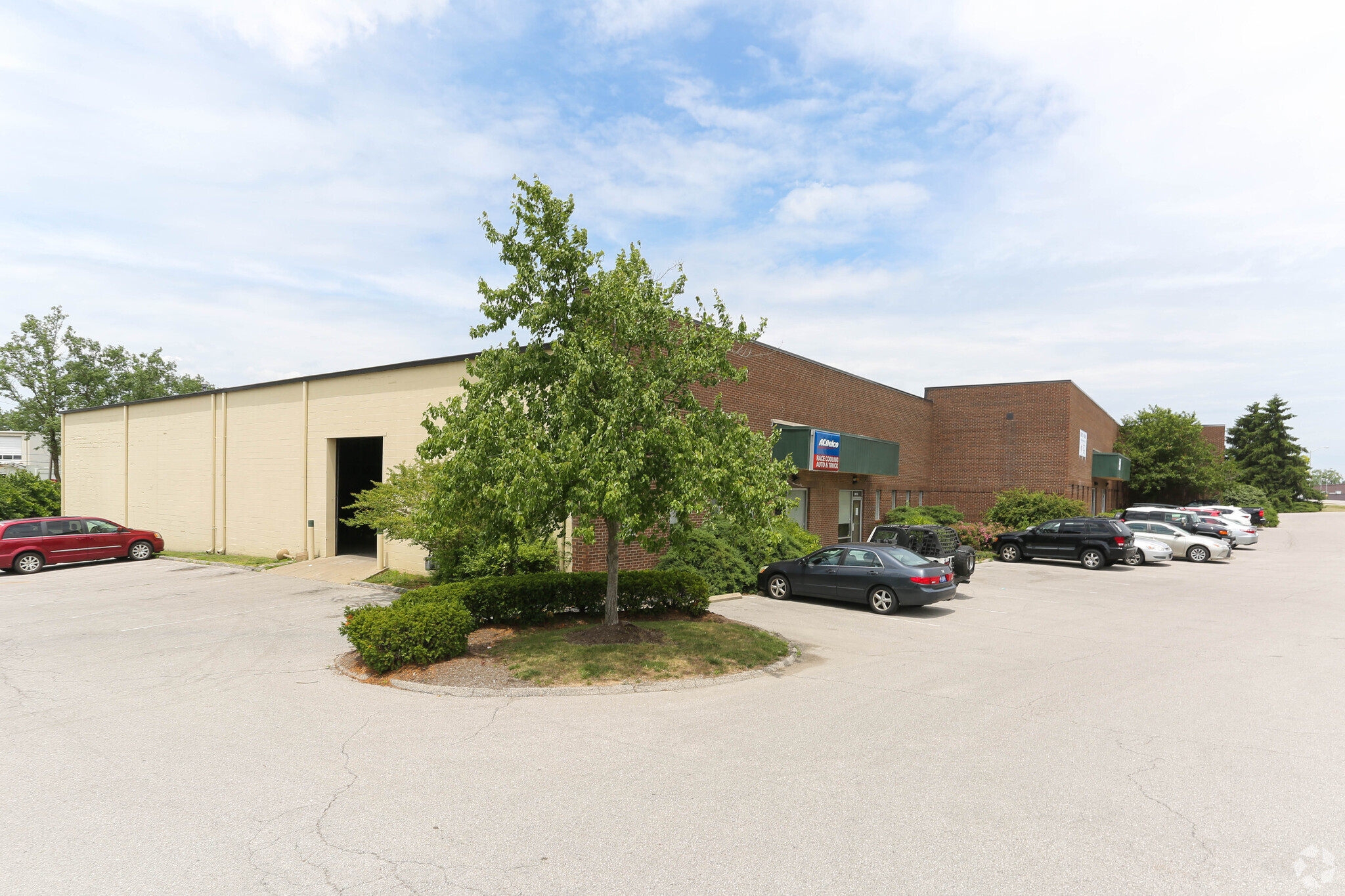 897 Nandino Blvd, Lexington, KY for Rent