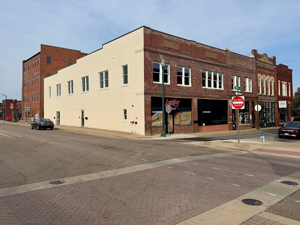 130 Spring St, Johnson City, TN for Rent