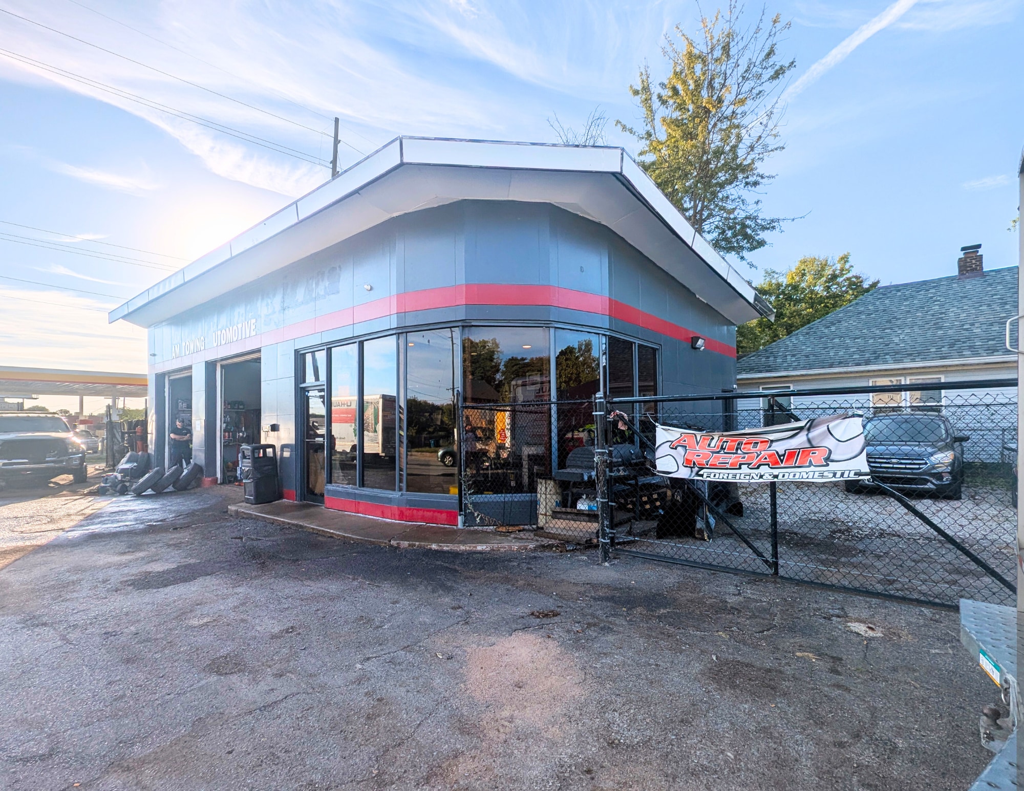 227 W 38th St, Indianapolis, IN for Sale