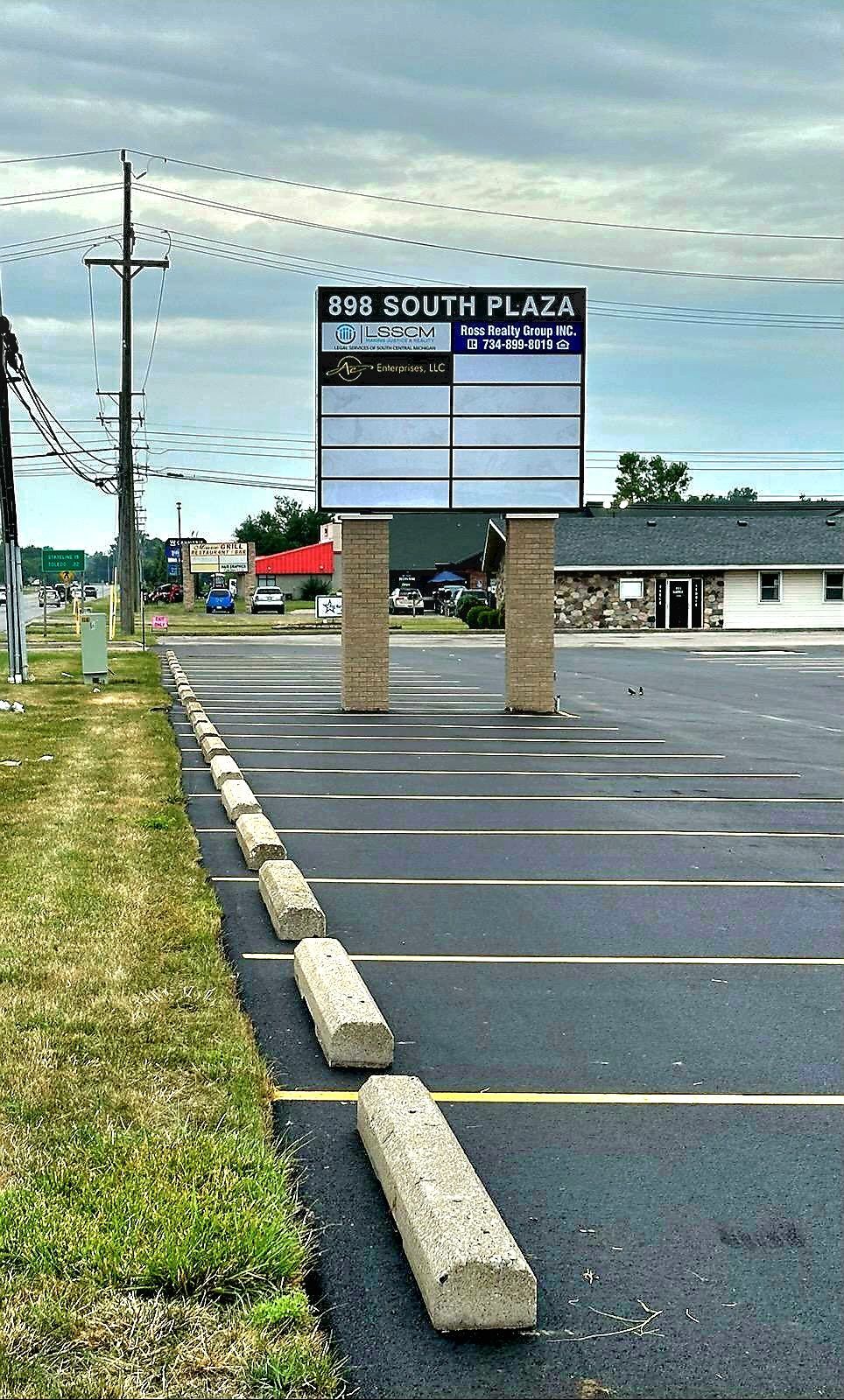 950 S Telegraph Rd, Monroe, MI for Rent