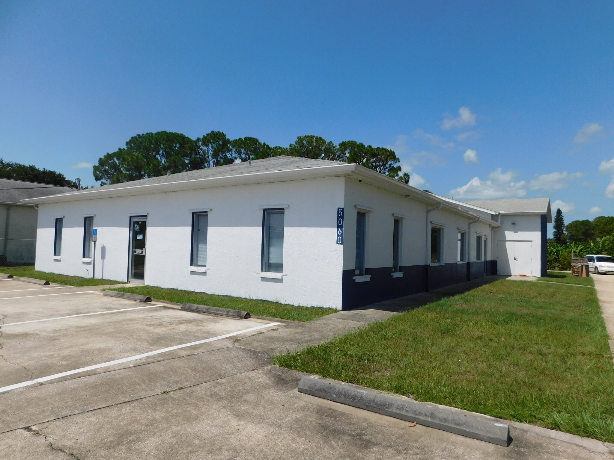 5060 Industry Dr, Melbourne, FL for Sale