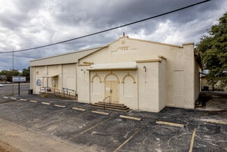 New Braunfels, TX Freestanding - 257 E South St New Braunfels, TX Freestanding - 257 E South St