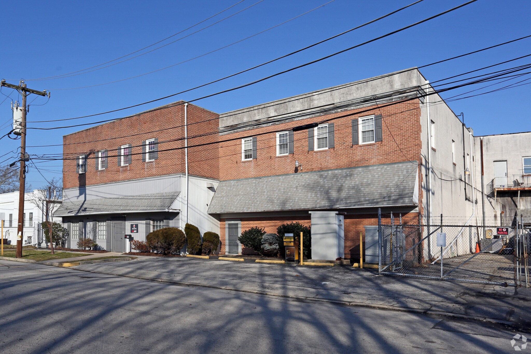 525 Mildred Ave Primos, PA 19018 Flex Property for Lease on