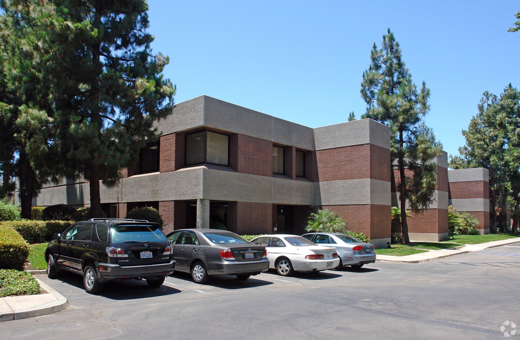 6295 Ferris Sq, San Diego, CA for Rent