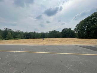 Coventry, CT Retail - 3512 Main St