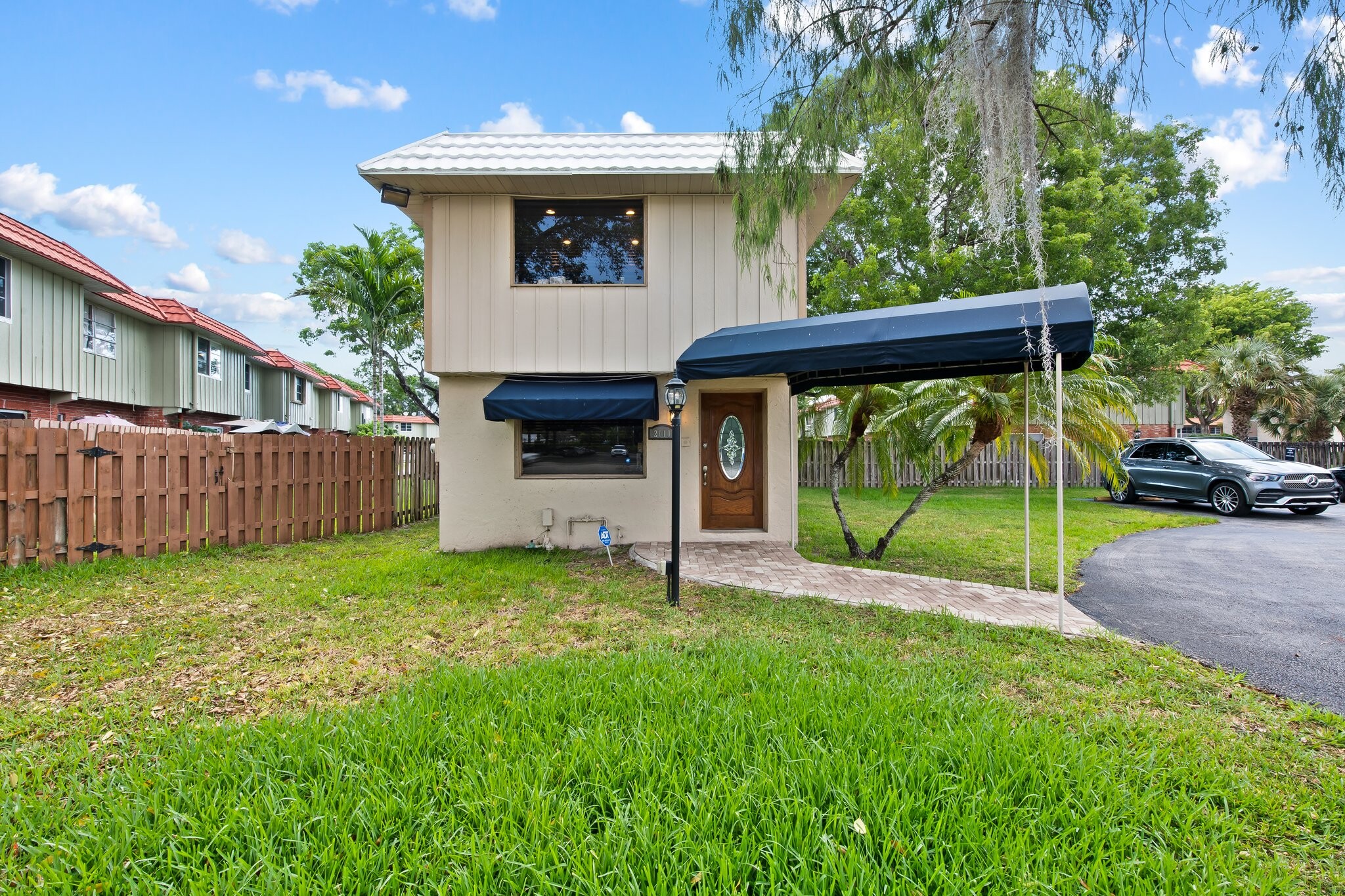 2010 N Andrews Ave, Wilton Manors, FL for Sale