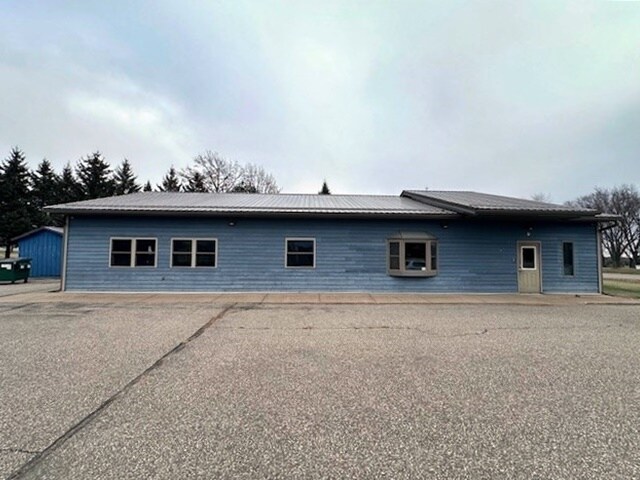 7 Tiff Ave, Neillsville, WI for Sale