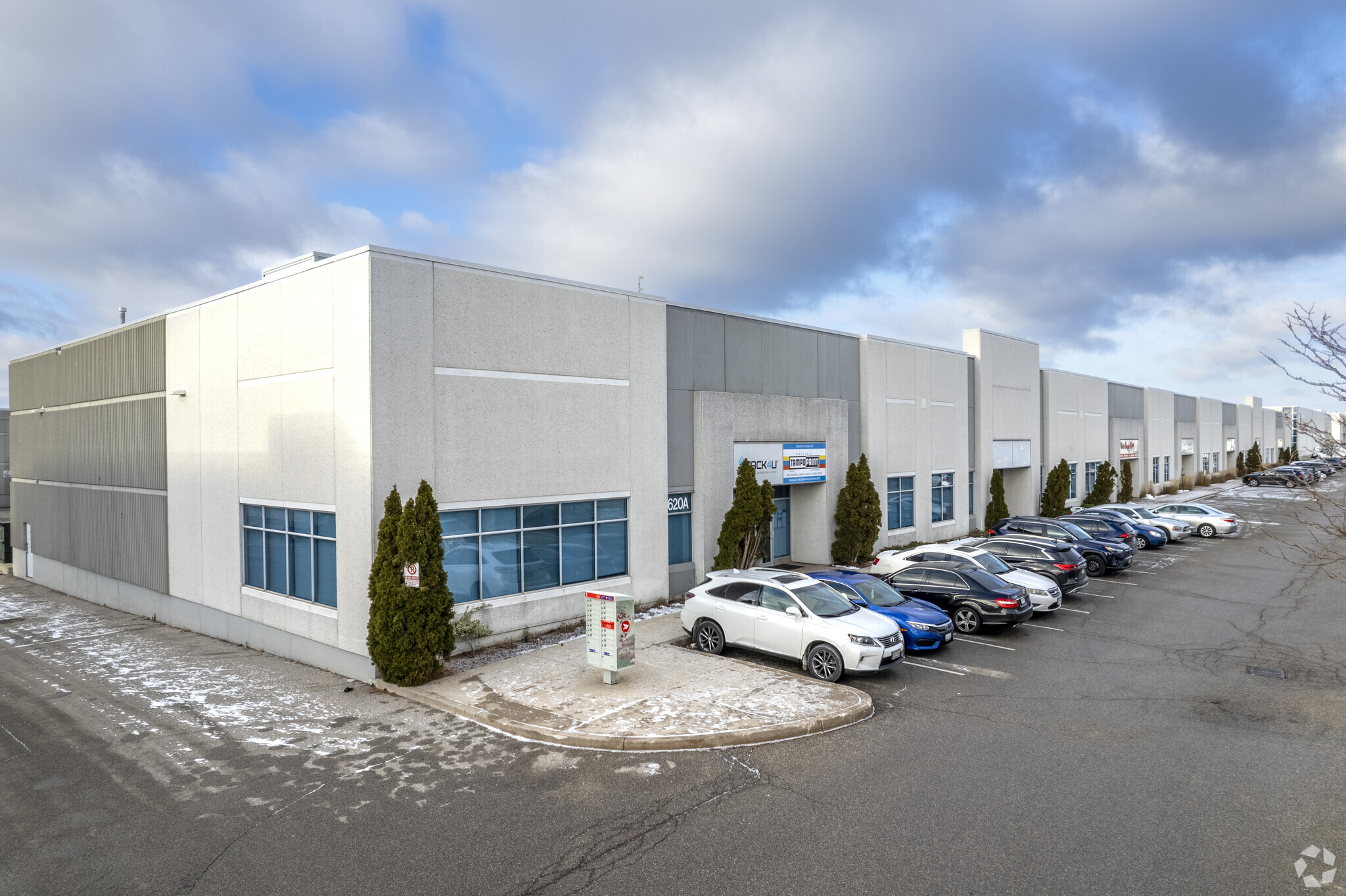 3620A Laird Rd, Mississauga, ON for Rent