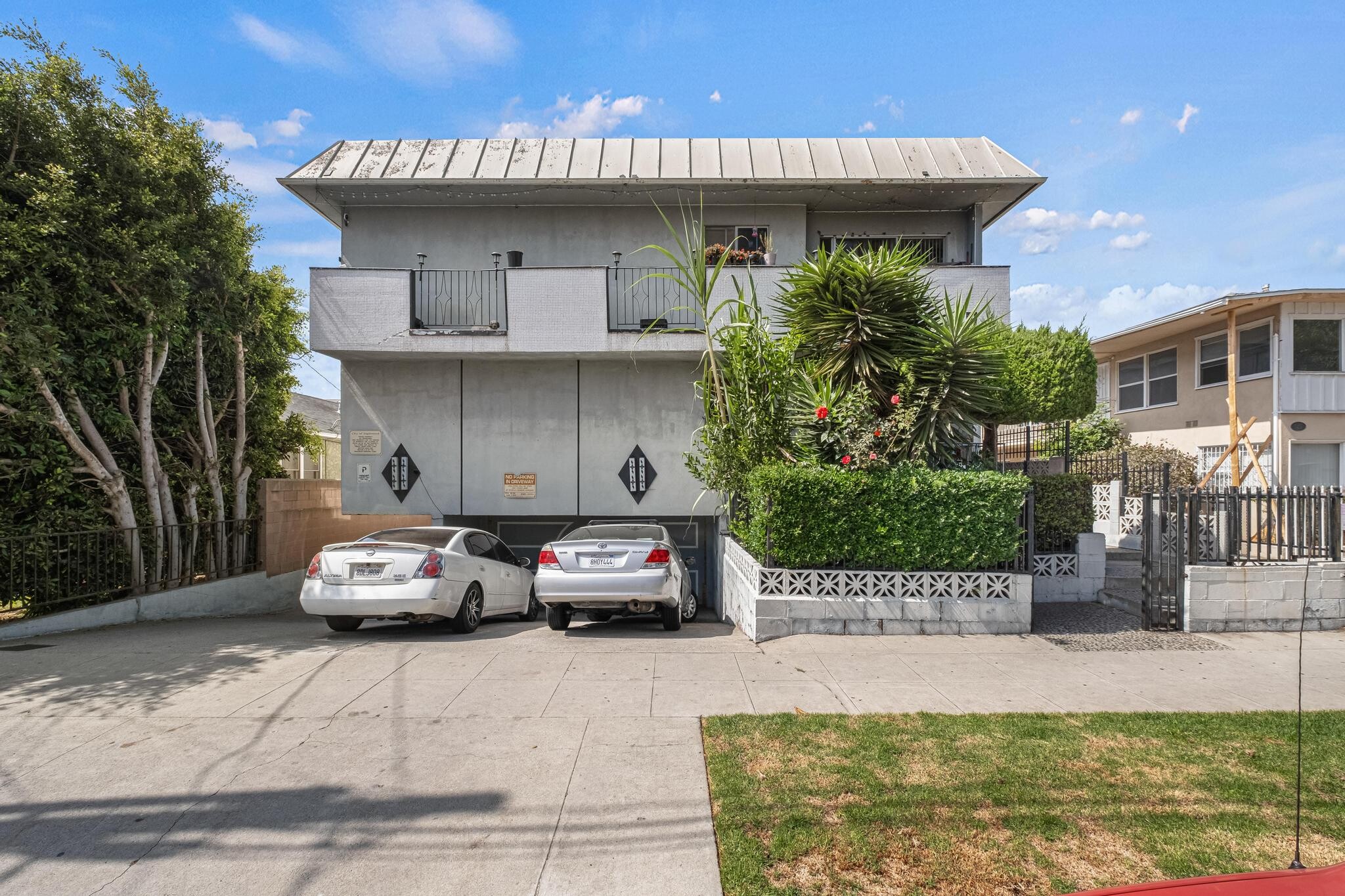 119 N Cedar Ave, Inglewood, CA for Sale