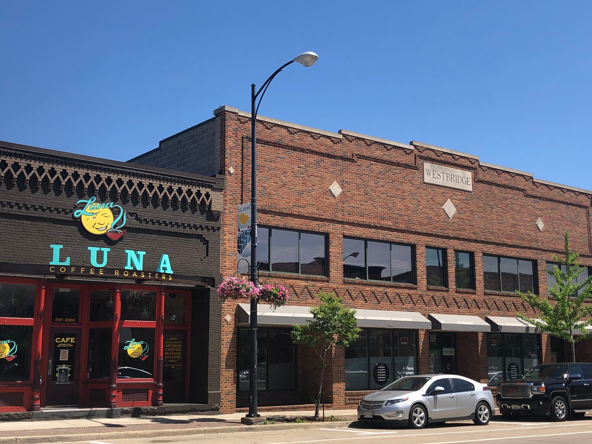 320 Main Ave, De Pere, WI for Rent