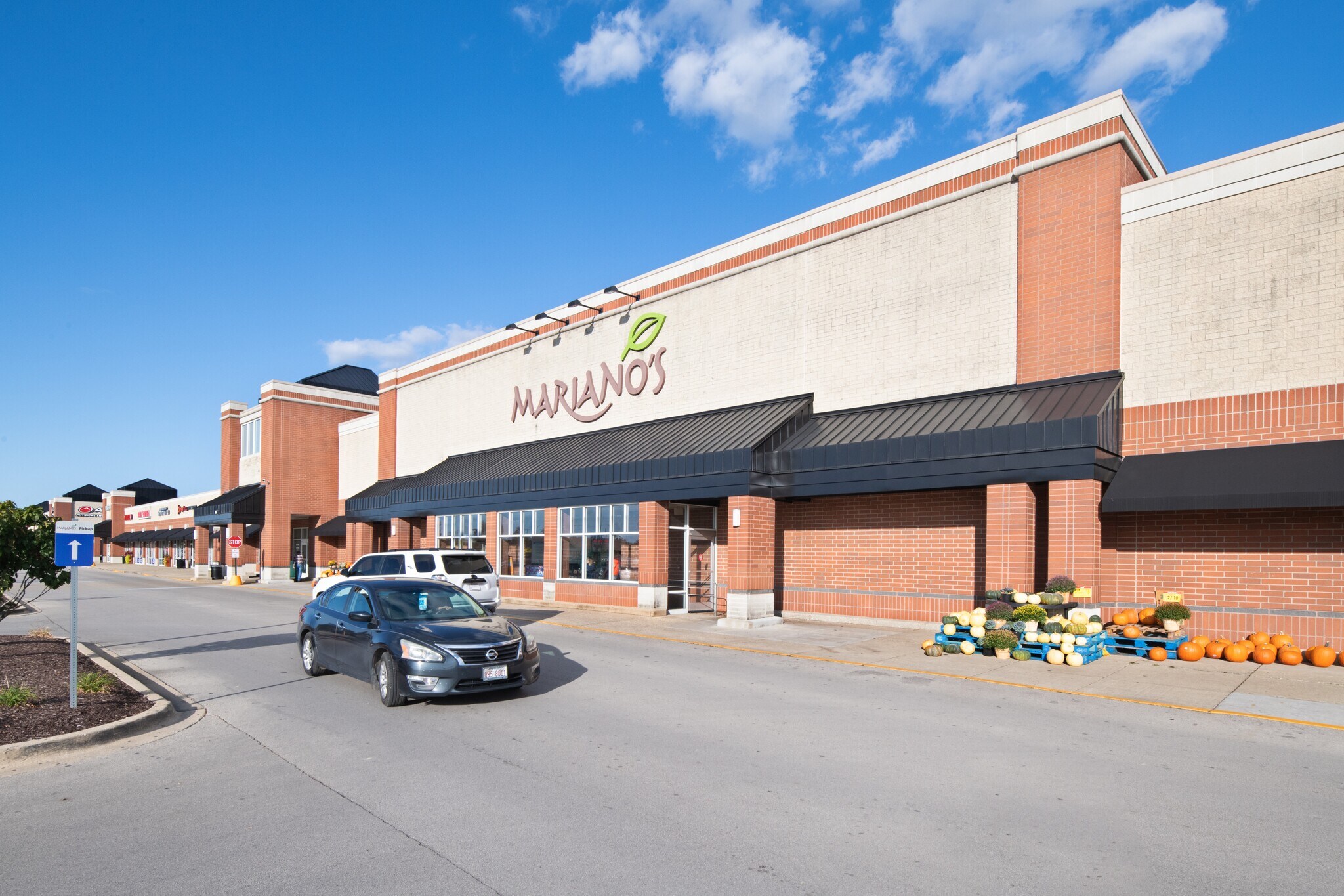 972-994 Brook Forest Ave, Shorewood, IL for Rent