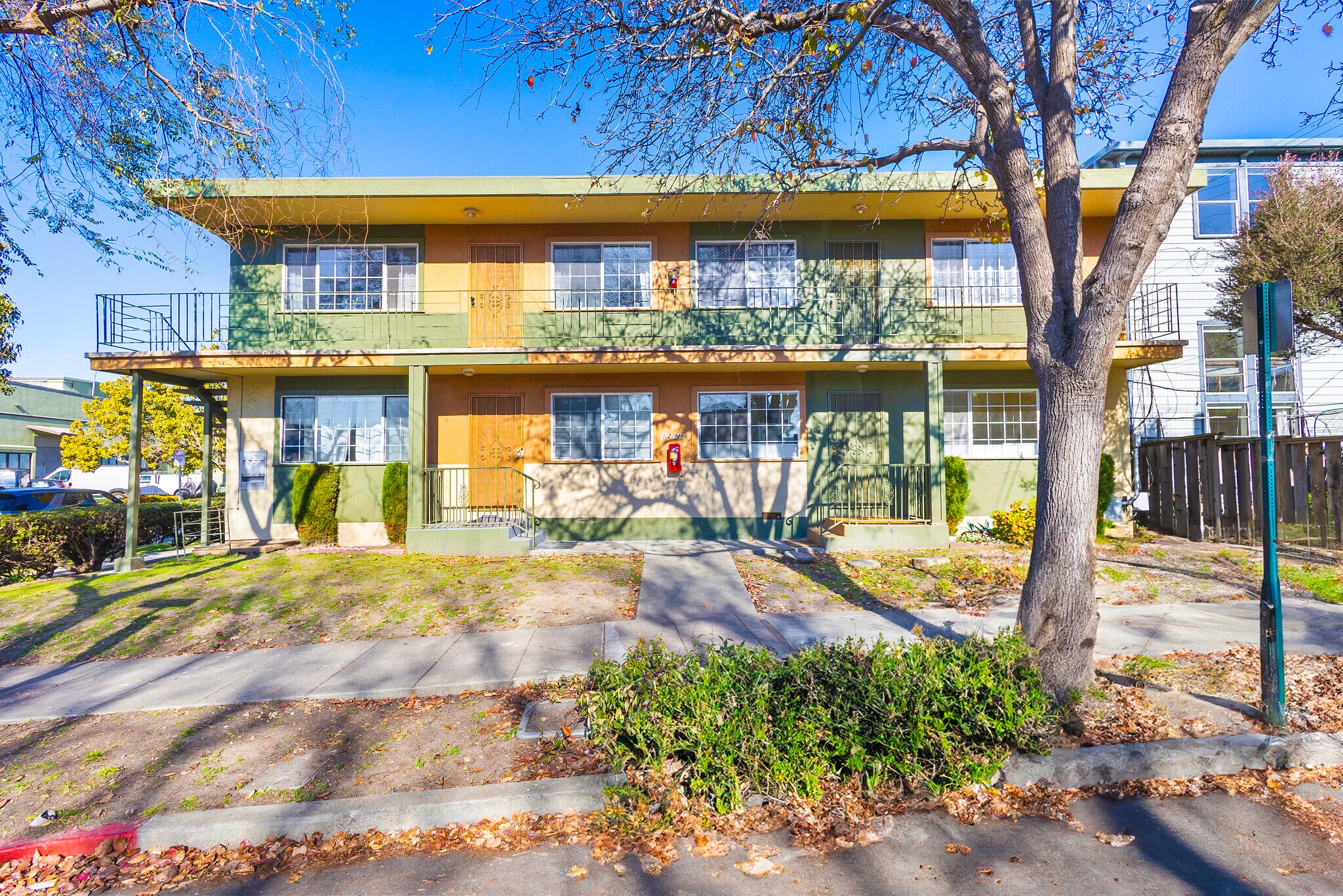 1298 63rd St, Emeryville, CA for Sale