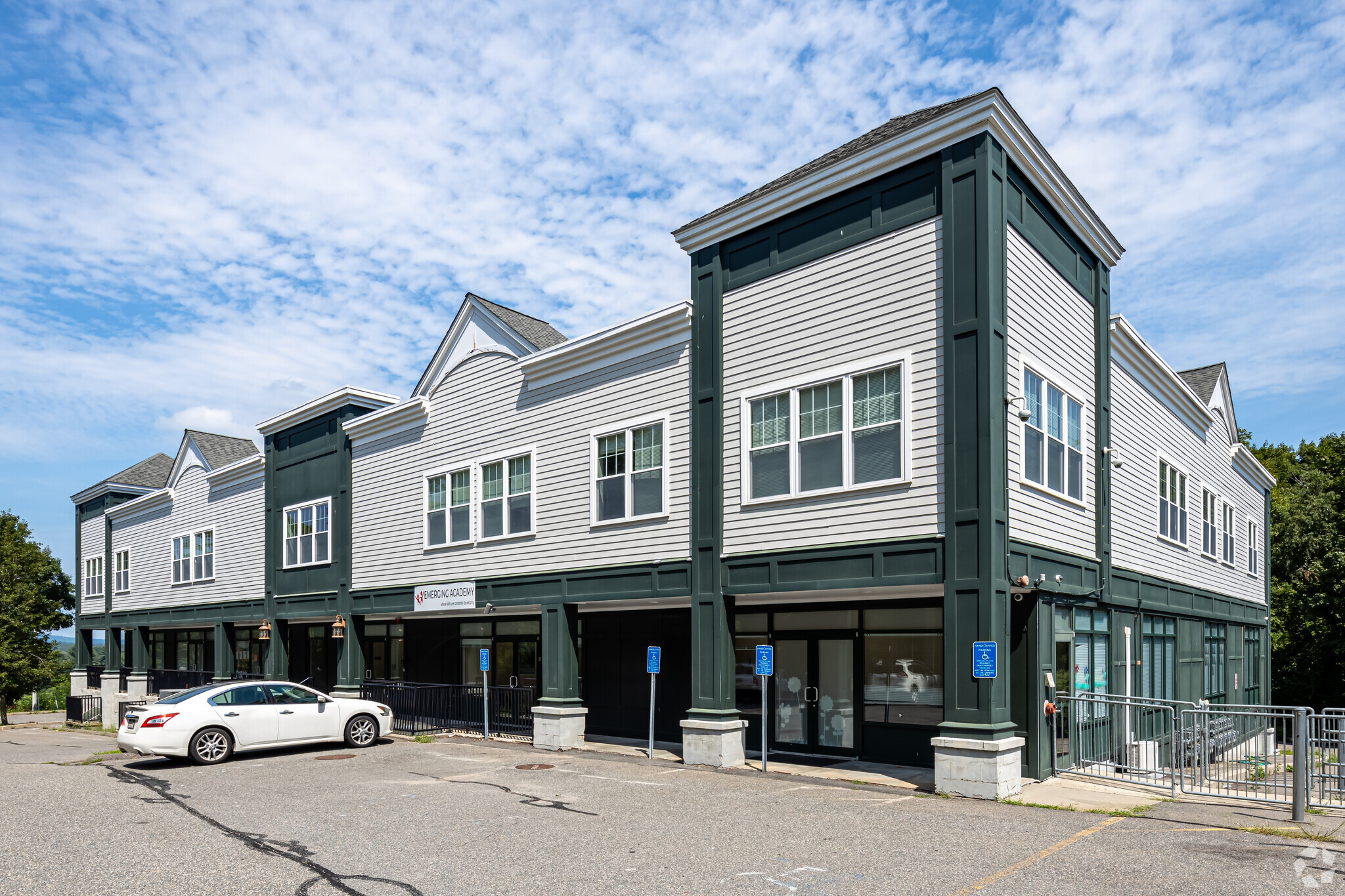 140 N Franklin St, Holbrook, MA for Rent