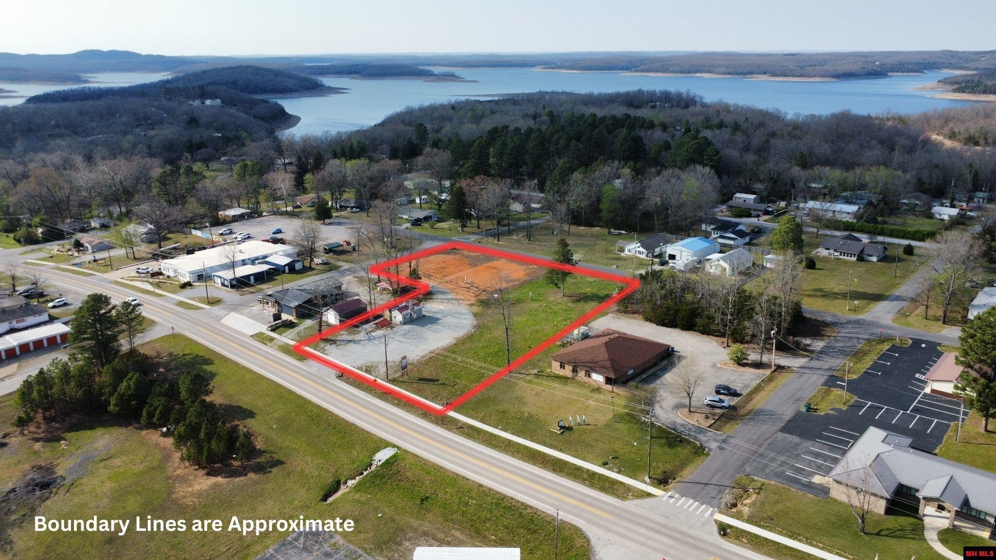 1148 Central Blvd, Bull Shoals, AR for Sale
