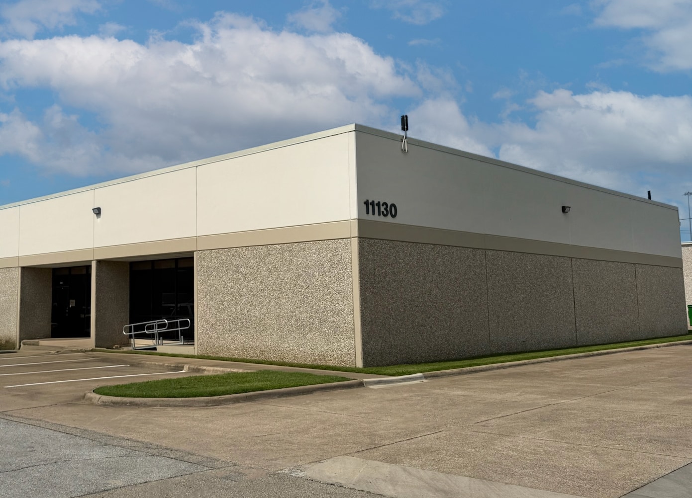 11110 Petal St, Dallas, TX for Rent